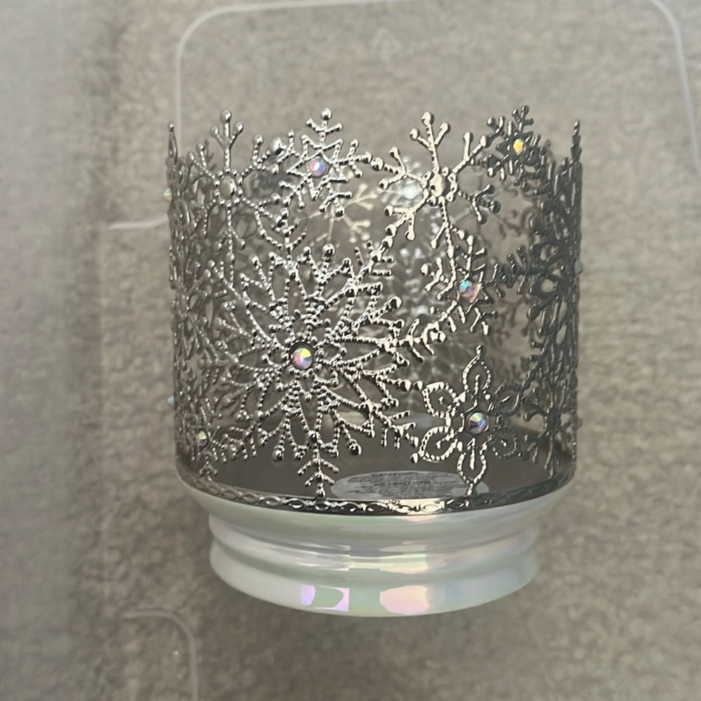 Bath & Body Works Snowflake 3-wick Candle Holder